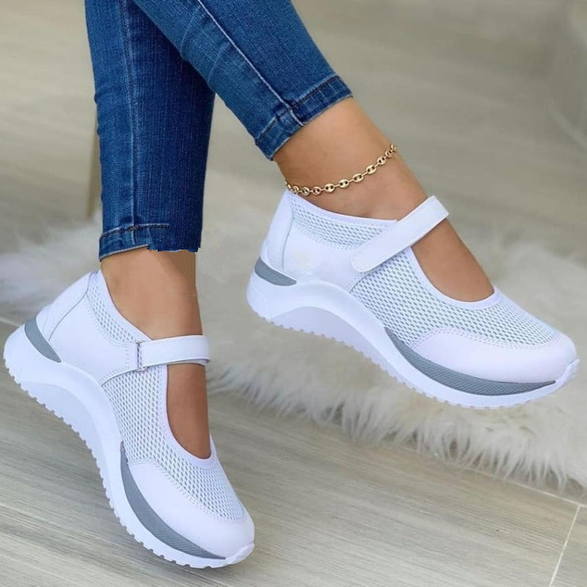 Dame Komfortable Sneakers med åndbart netmateriale og justerbar rem Stilla