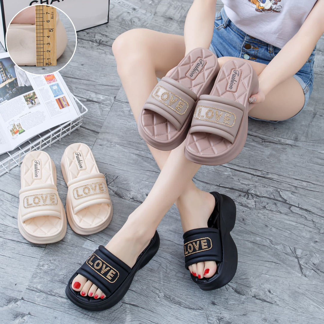 Dame Plattform-Slipper med glitrende LOVE-detalje Stilla