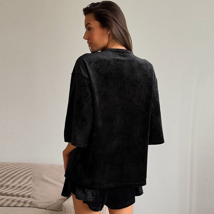 Dame luksuriøst velour loungewear sæt med bindekrave og dyb v-udskæring Stilla