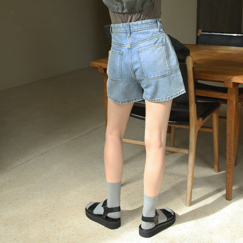 Dame afslappede denim-shorts med elegant bindebælte og komfortabel pasform Stilla