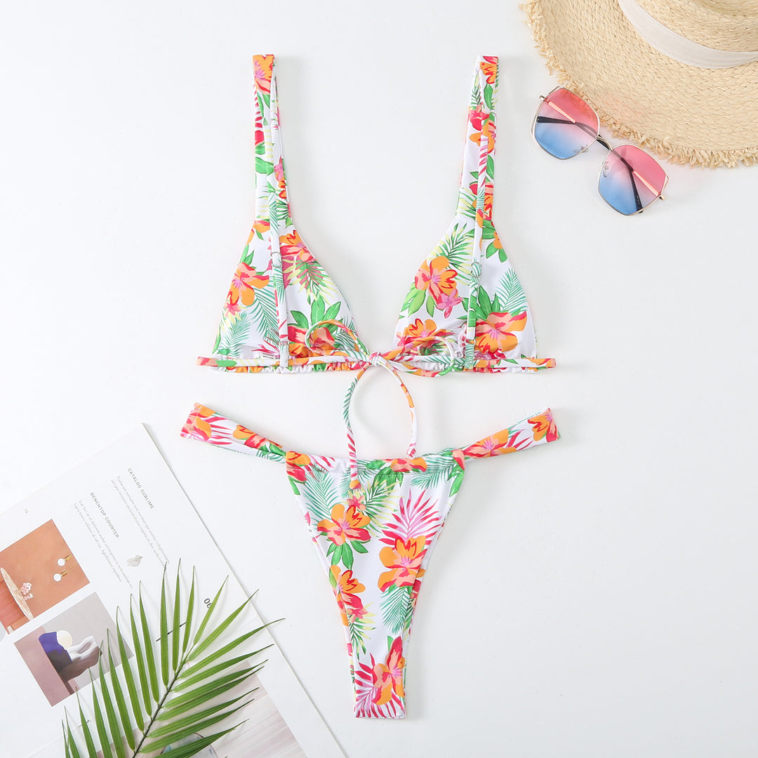 Femme Justerbar Triangle-Bikini-Sæt med Rynke-Detaljer Stilla