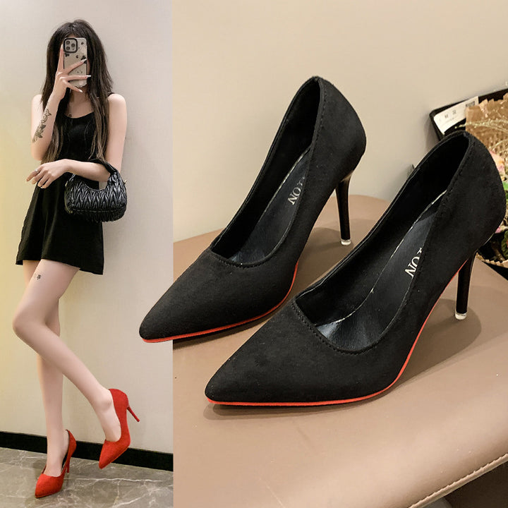 Dame Elegante spidse pumps med gennemsigtig hæl og blødt overmateriale Stilla