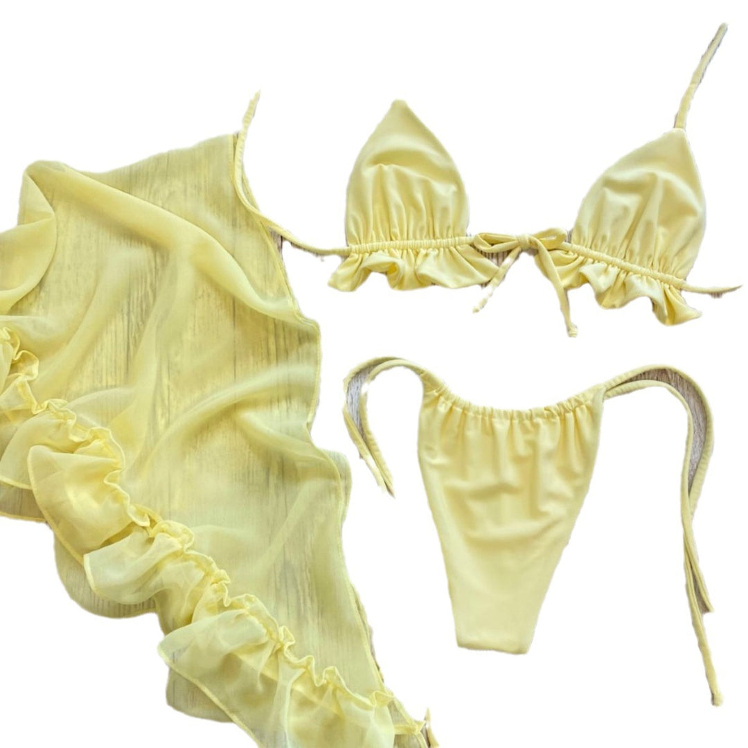Dame triangel-bikini med romantiske flæsedetaljer og dekonstrueret omslagsskørt Stilla