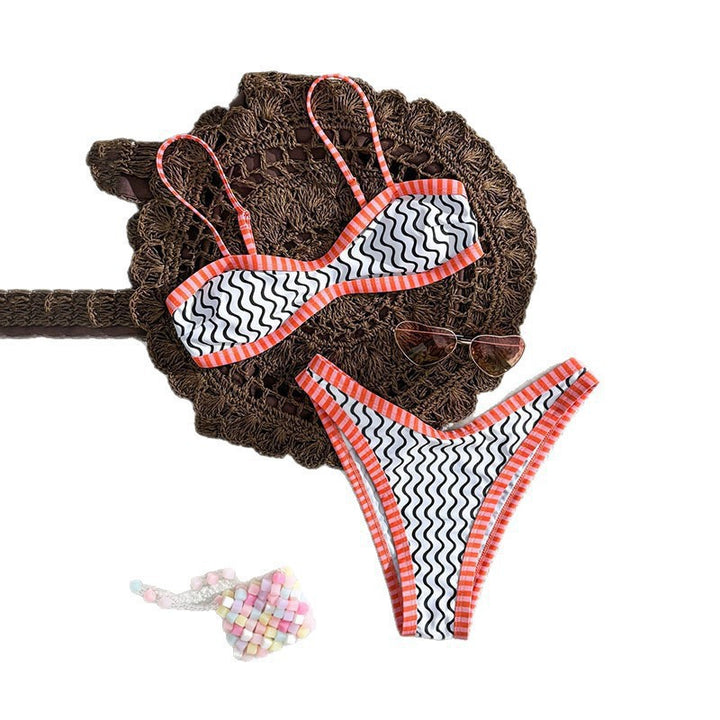 Dame Bandeau-bikini med spændende bølgemønster Skovae