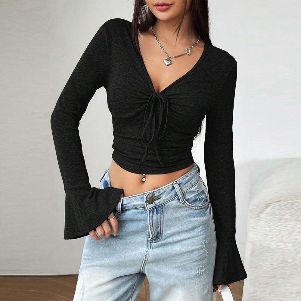 Kvinders langærmet crop top med sofistikeret knude-design Stilla