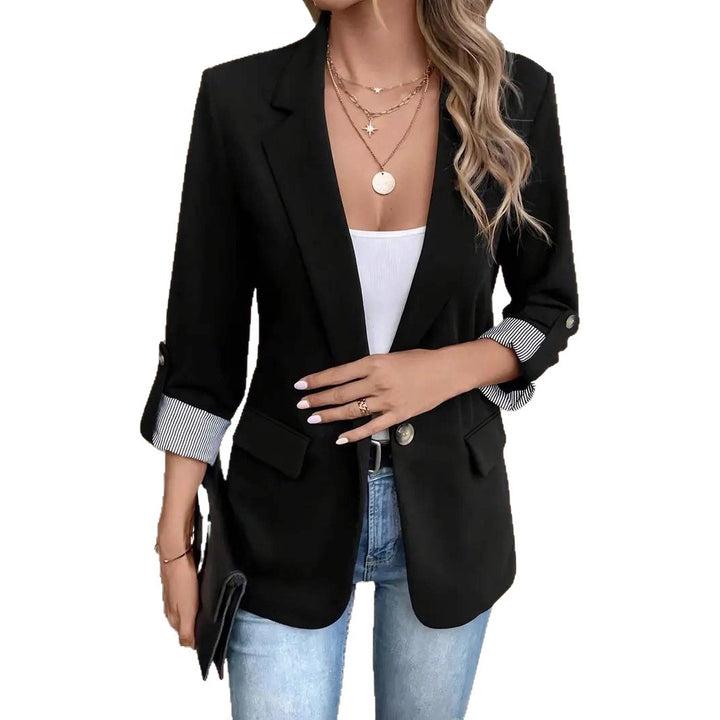 Damer elegant blazer med stribet for og stilfulde lommer Skovae