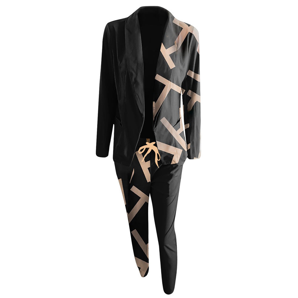 Dame Elegant og trendy blazerset med afslappede bukser Stilla