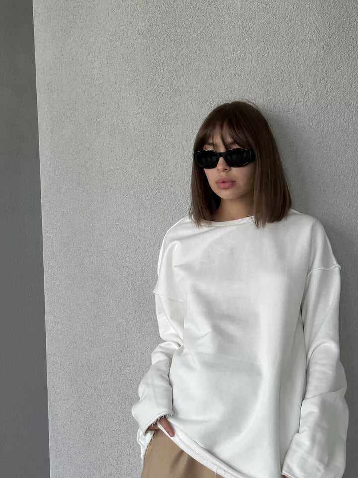 Kvinders afslappede oversized sweater med bred pasform og struktureret stof Skovae