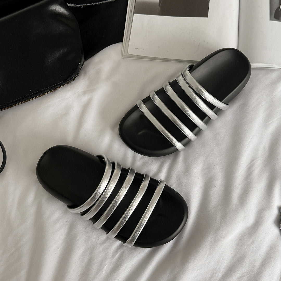 Femme Contemporary Slide Sandaler med flere stropper Stilla