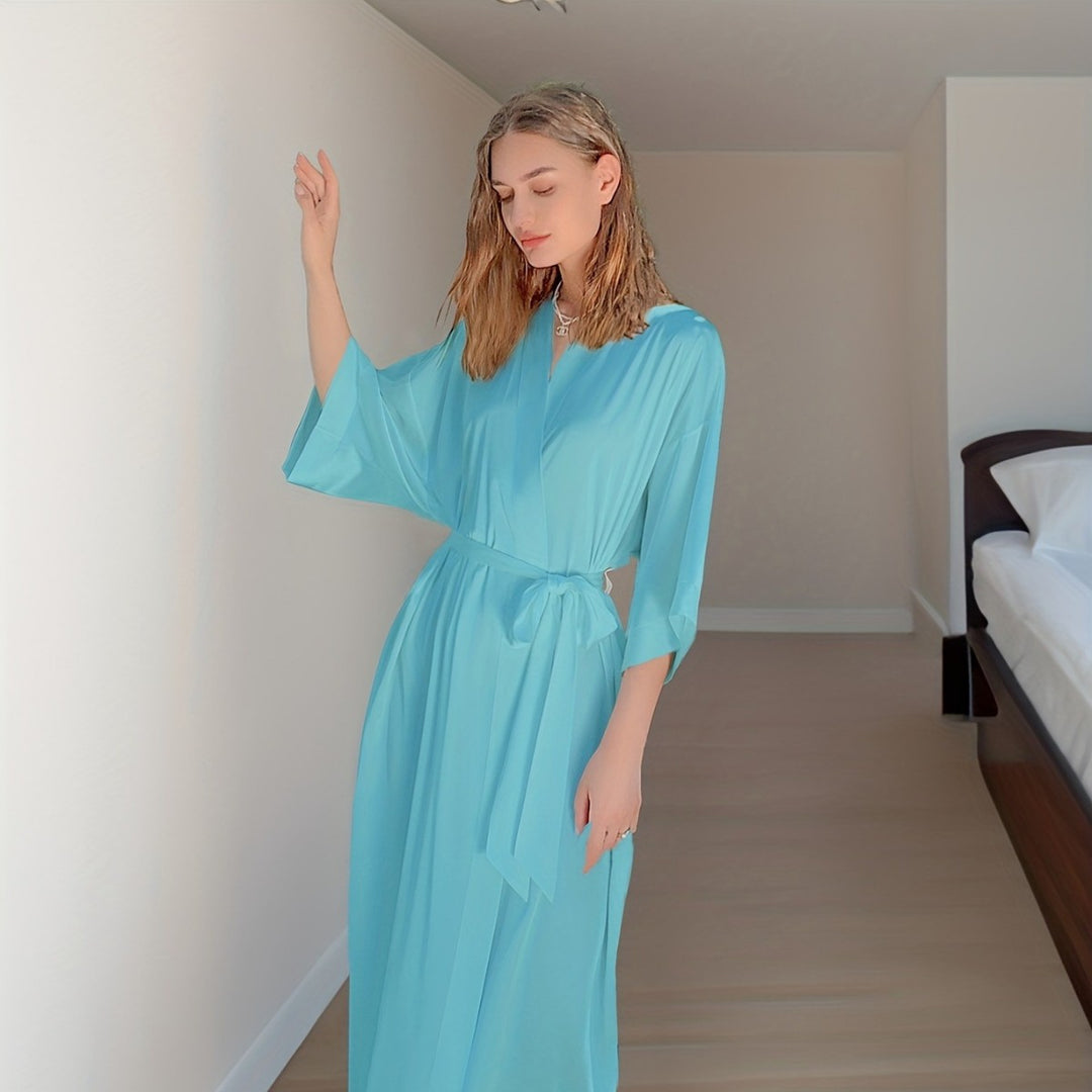 Dame Silke Kimono-Kjole med elegante ærmer og taljebælte Stilla