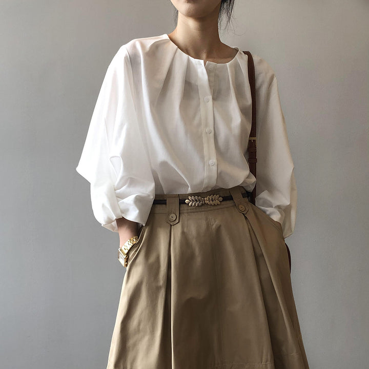 Dame bluse top med elegant knapdetaljer Stilla
