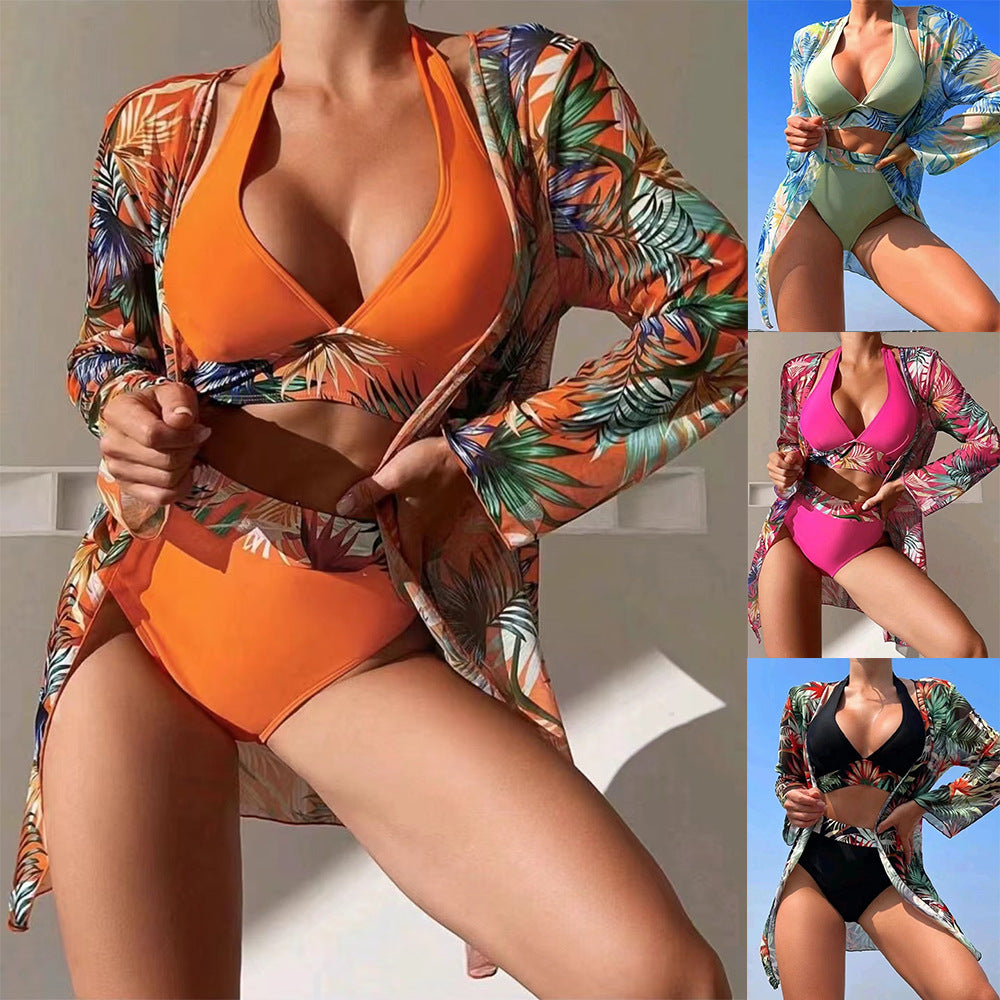 Dame bikini-sæt med sommerlig blomsterprint og smart chiffon-overtræk Stilla