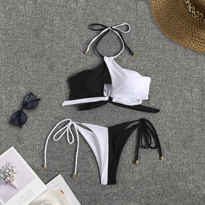 Dame Asymmetrisk Cut-Out Bikini med justerbart bindingssystem Skovae