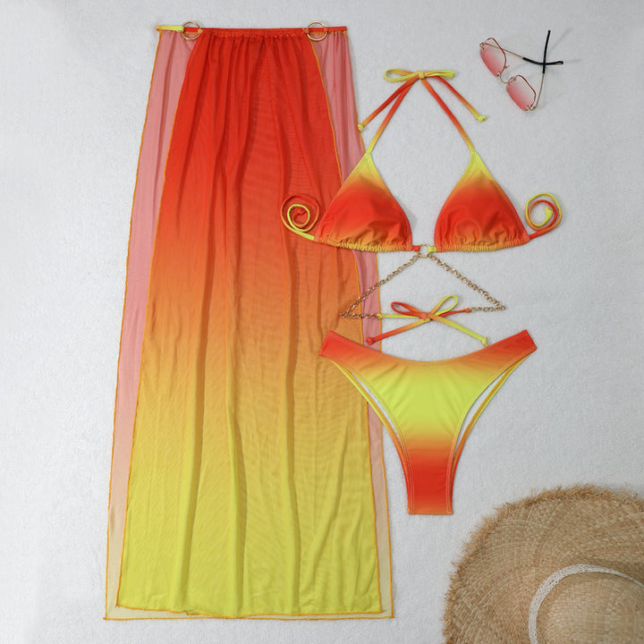 Dame bikini-sæt med luksuriøs chiffon nederdel og gyldne accenter Stilla