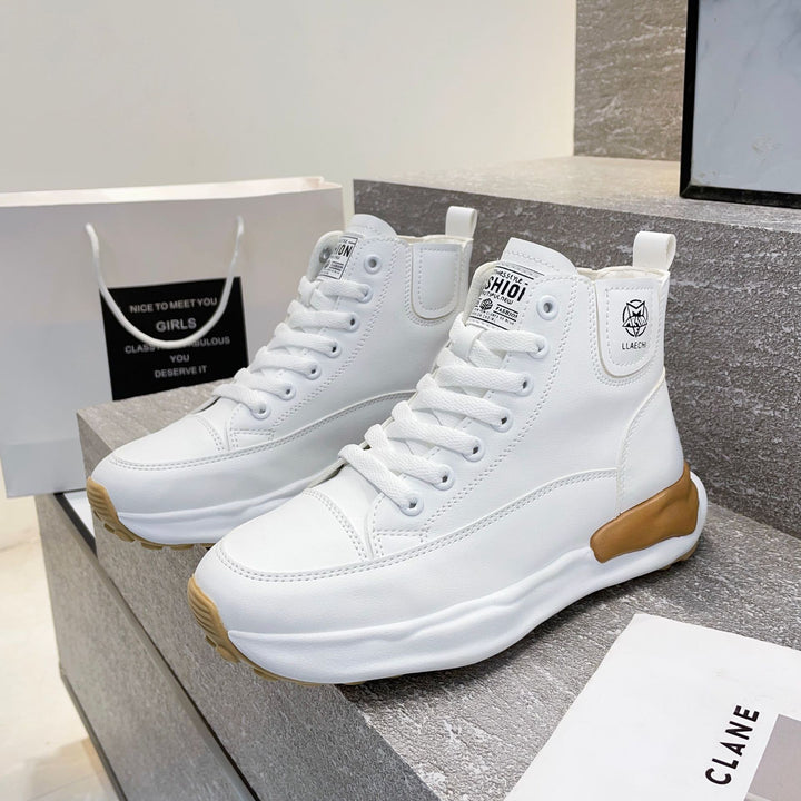 Dame Høje Sneakers med ergonomisk dæmpning og moderne plateau sål Stilla