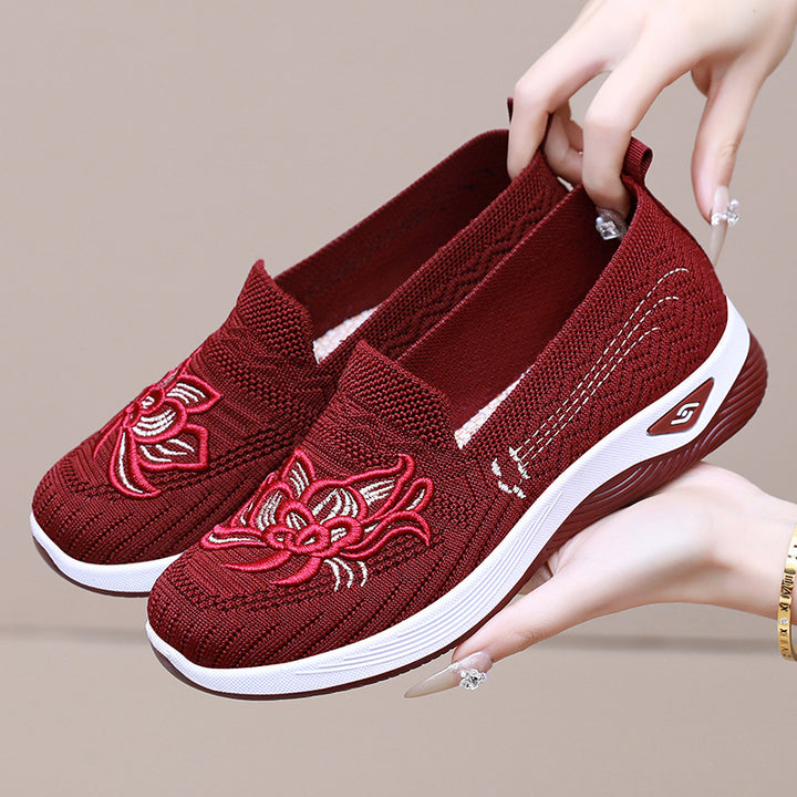 Dame Komfortable Slip-On Sneakers med floral broderi Stilla