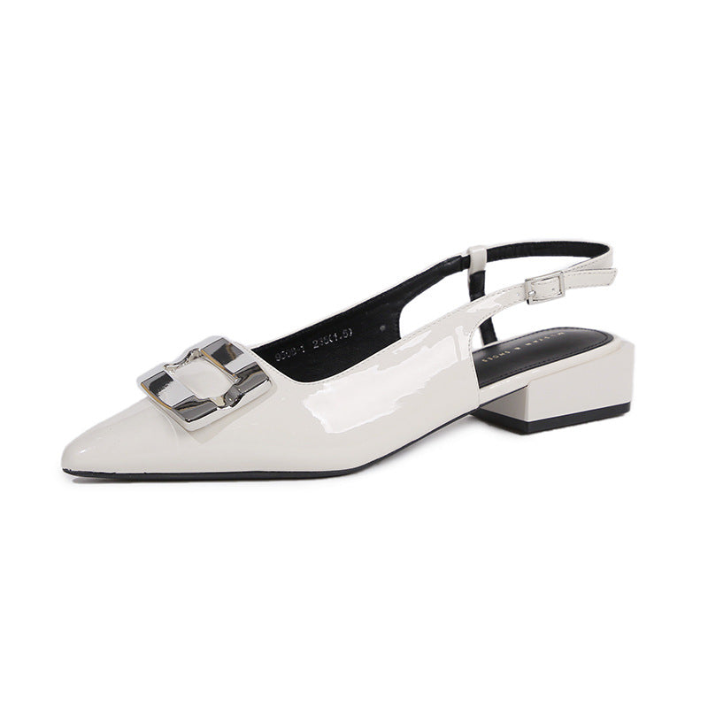 Dame Slingback-hæle med spids tå og dekorativt spænde-detail Stilla