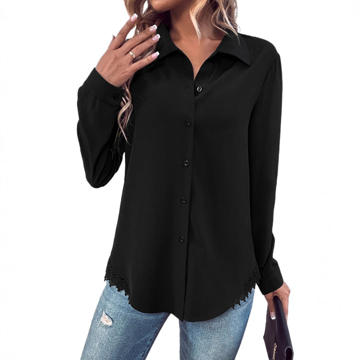 Dame elegant bluse med blonde og knaplukning Stilla