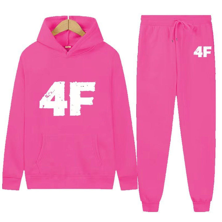 Kvinders hoodie og joggers sæt med sporty komfort Skovae