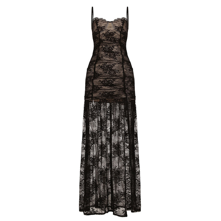 Damen Abendkleid mit Spitzendetails und raffinierter Silhouette Skovae