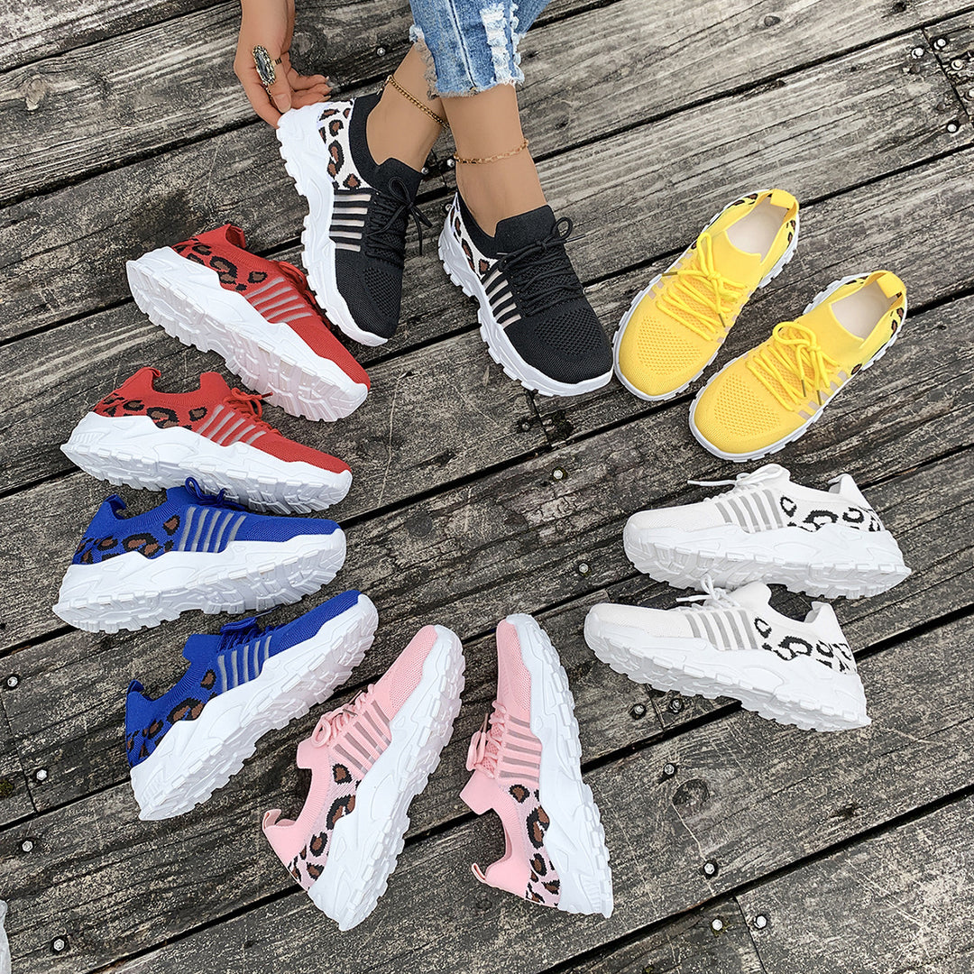 Dame Sporty Sneakers med åndbart strikket overflade og fleksibelt såleprofil Stilla