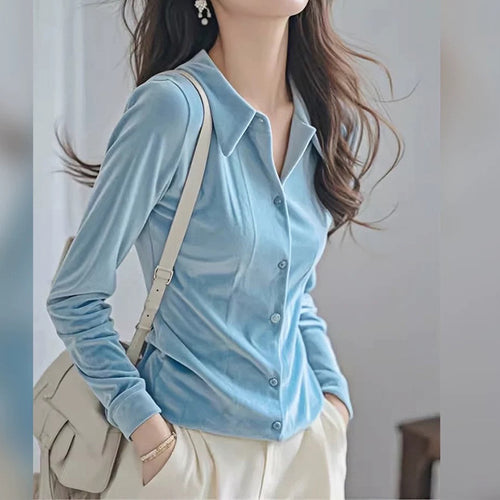 Dame elegant stretchbluse med knaplukning og silkeagtig fornemmelse Stilla