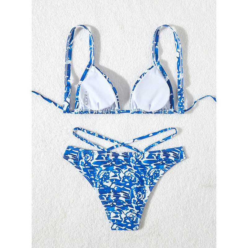 Dame triangel-bikini med kreativt blomstertryk og justerbare snørredetaljer Skovae
