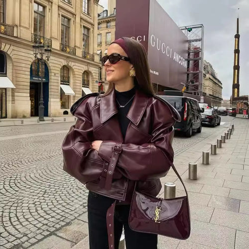 Femme Cropped Kunstlæder Bikerjakke med stilfulde knapdetaljer Stilla