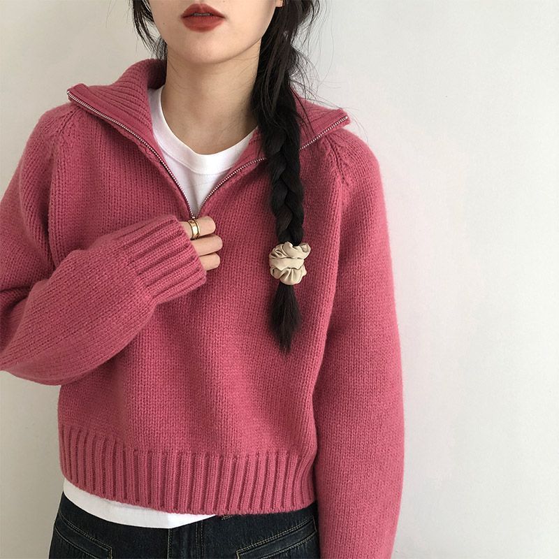Dames stylish stand-up collar sweater lavet af høj kvalitets strik Stilla