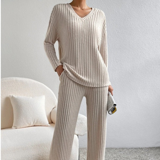 Dame Strik-Loungewear Sæt med Ribstruktur og V-udskæring Stilla