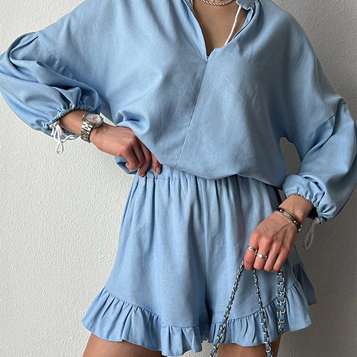 Kvinders afslappede bluse-og shorts sæt med flæse detaljer og løs pasform Skovae