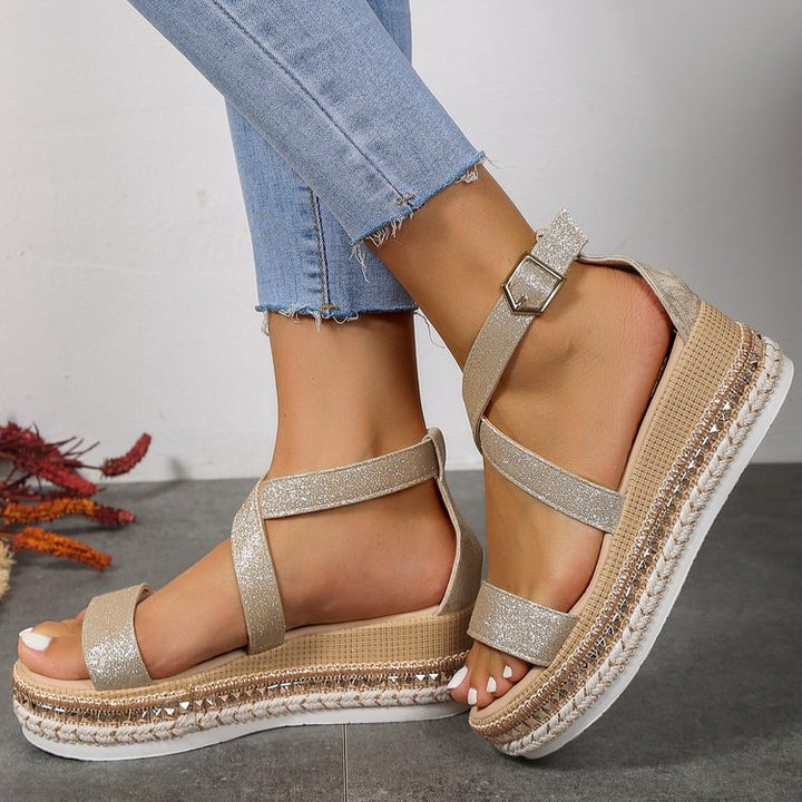 Dame Wedge-sandaler med glamorøst glimmerdesign og justerbar rem Stilla
