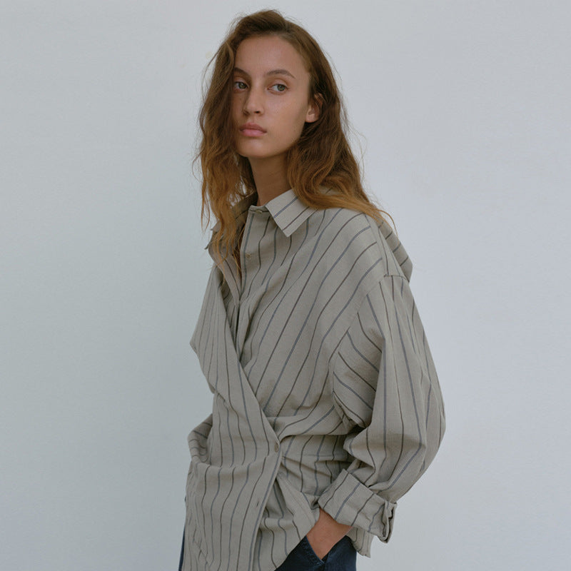 Dame Oversize Skjorte med krydset snit Stilla