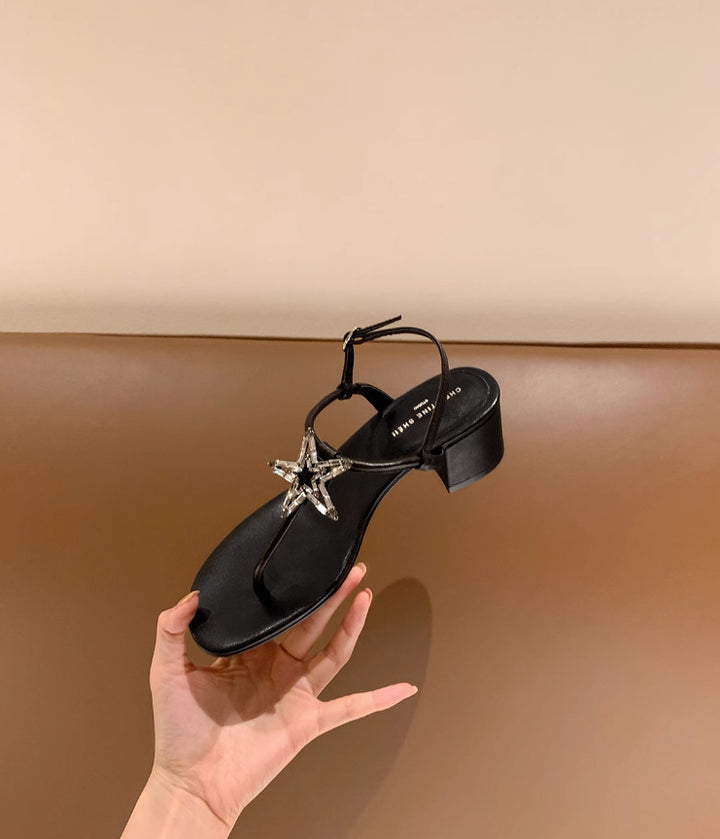 Dame elegante Sling-sandaler med funklende smykkedetail og behagelig blokhælhøjde Stilla