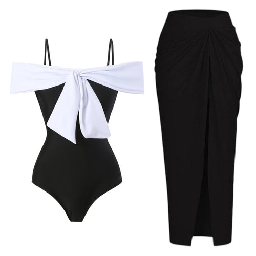 Dame one-piece badedragt med elegant indpakningsdesign og høj benåbning Skovae
