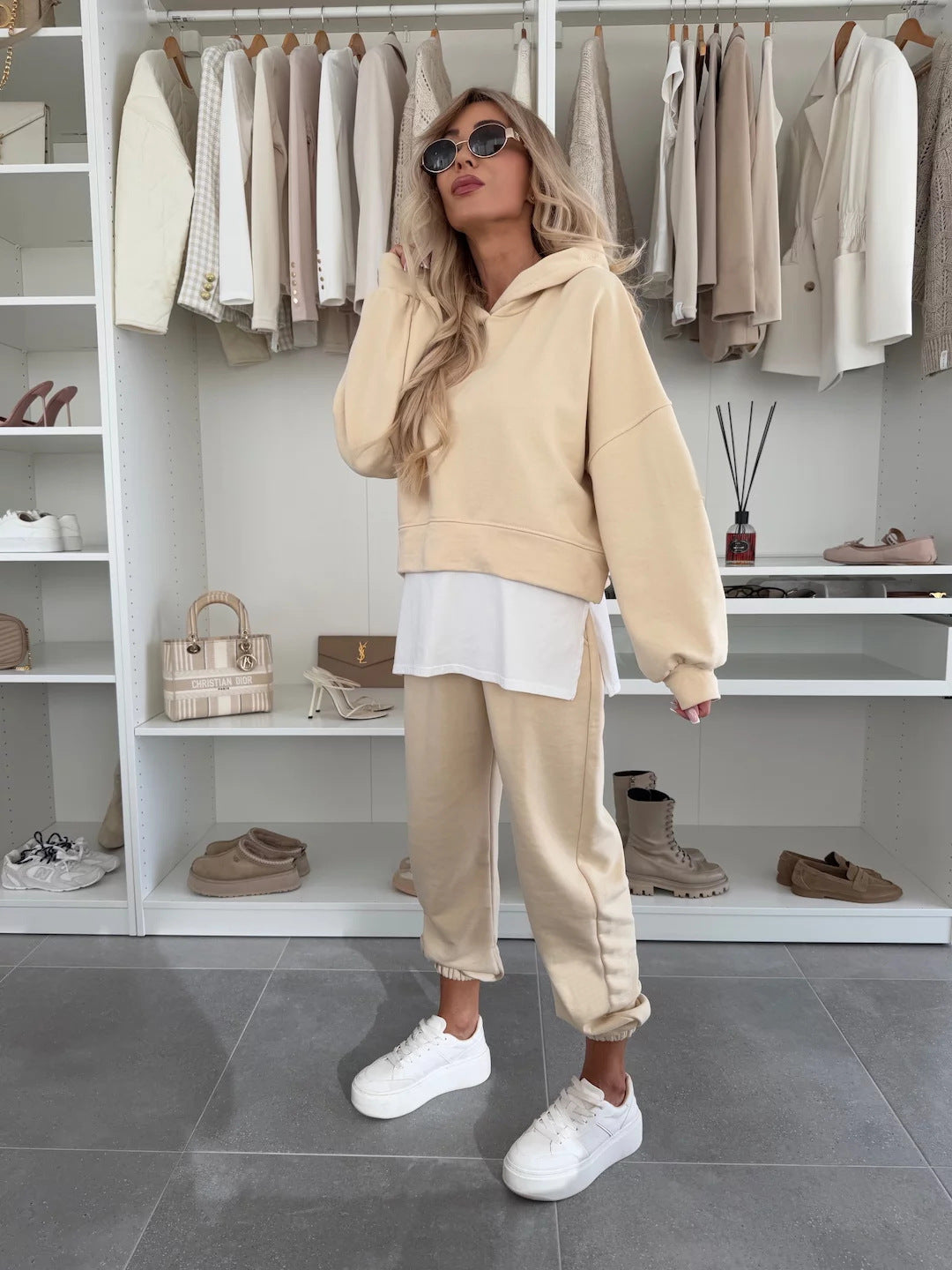 Dame afslappet hoodie og joggers sæt med praktiske lommer og elastisk taljeband