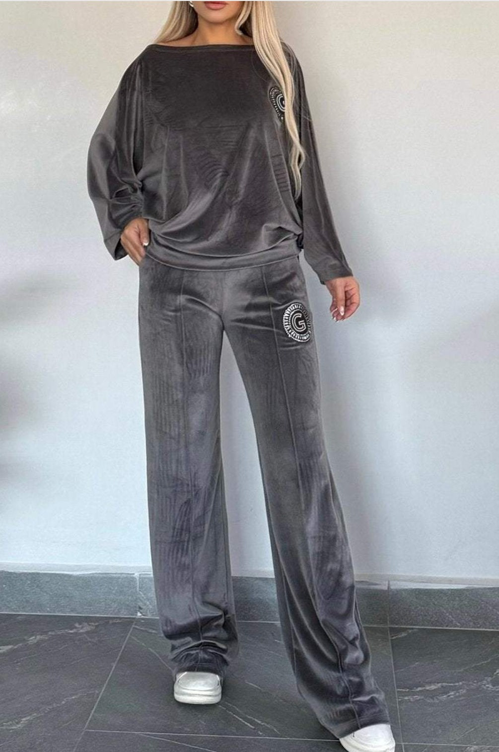 Kvinders afslappede velour loungewear sæt med blød skæring Stilla