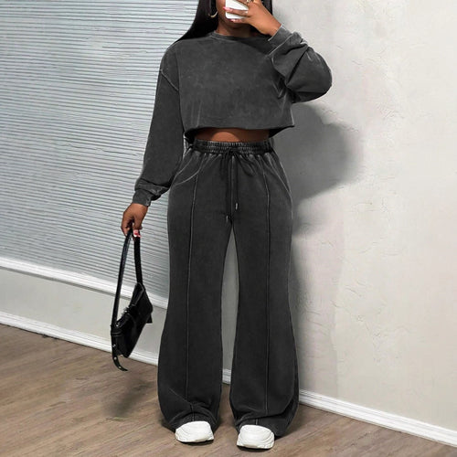 Kvindernes cropped loungewear sæt med brede benbukser og høj talje Skovae