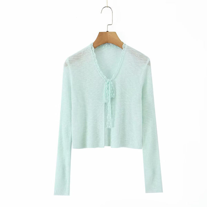 Dame elegant, kort skåret cardigan med delikate flæse detaljer Stilla