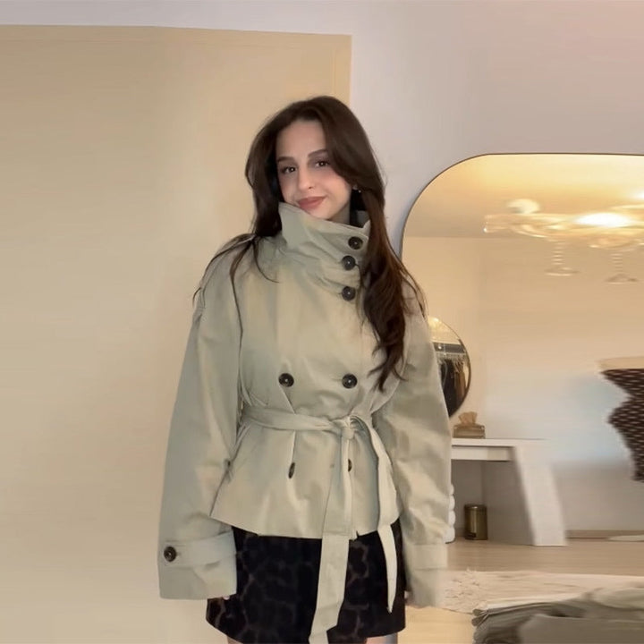 Damer Moderne Trench Coat med Skræddersyet Design og Praktiske Lommer Stilla