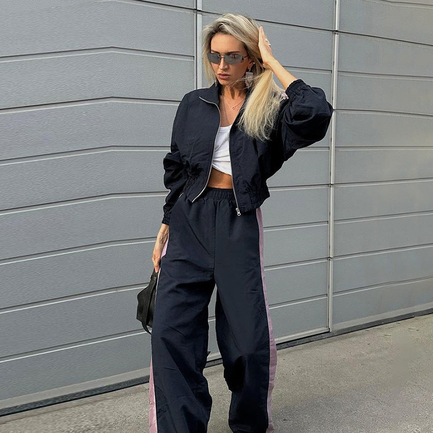 Dame Sporty to-delt sæt med cropped jakke og behagelige joggingbukser Stilla