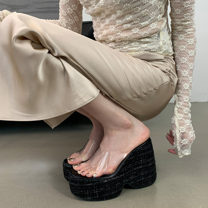Dame mode Wedge-sandaler med gennemsigtigt forblad og struktureret plateau Stilla