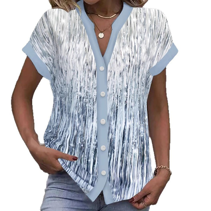 Dame kortærmet bluse med moderne stribedesign og knapdetalje Stilla