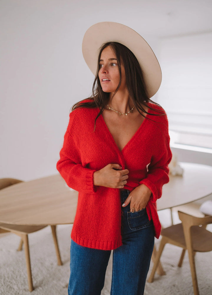 Kvinders hyggelige oversized sweater med dyb V-hals og blød tekstur Stilla