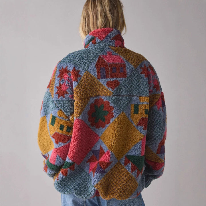 Dame Cozy Fleece Jakke med Farverigt Patchwork Mønster Stilla