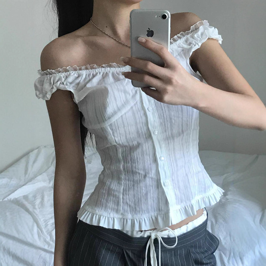 Dame Off-Shoulder Bluse med flæsekanter og knapdetaljer Skovae