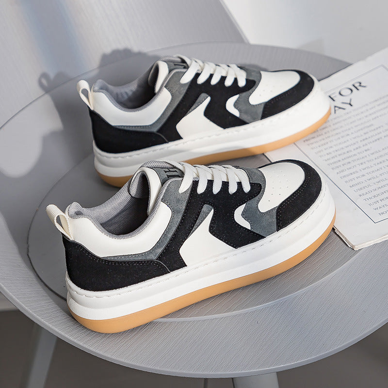 Dame sneakers med sporty design og åndbare materialer Stilla