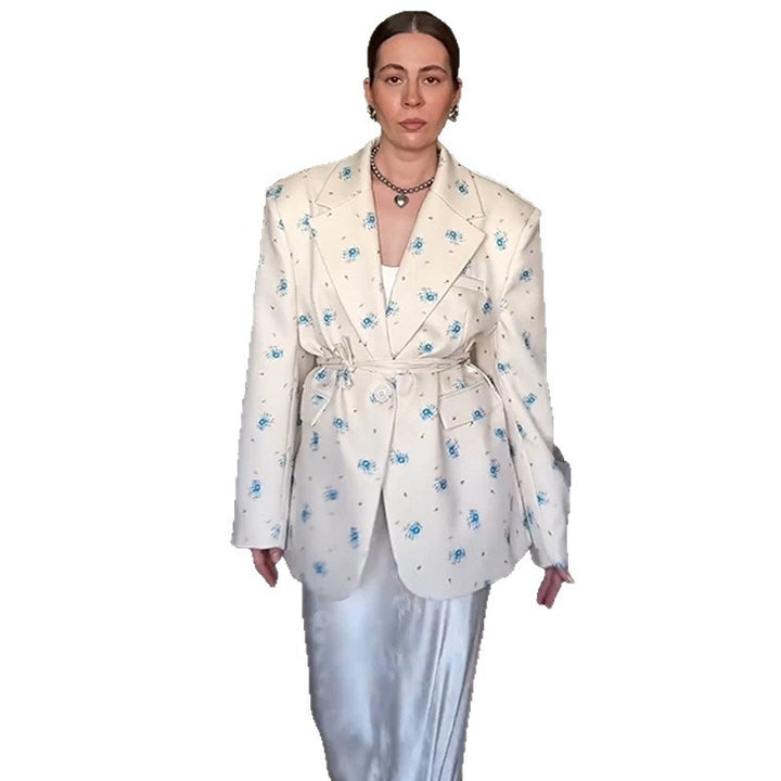 Dame Mode Oversized Blazerjakke med Taljebælte og blomsterdetaljer Stilla