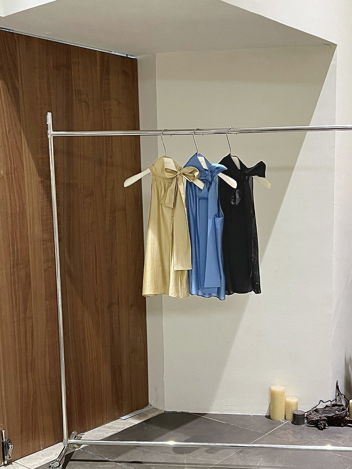 Damer elegant Minikjole med raffineret sløjfedetalje og kvalitets satin-udseende Stilla