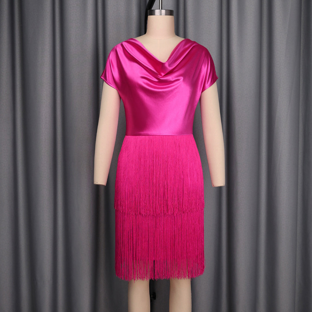 Dame skinnende fransedragt med elegant drapering Skovae